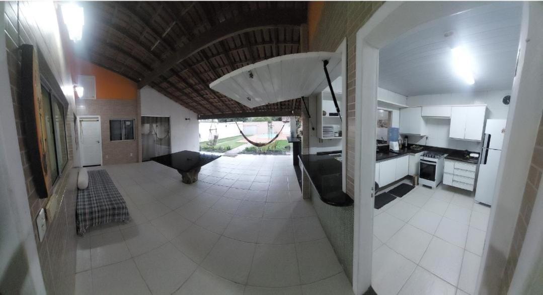 Em A 5 Min Da De Peracanga E Bacutia - Litoral Sul Quarto em Acomodações Particulares *